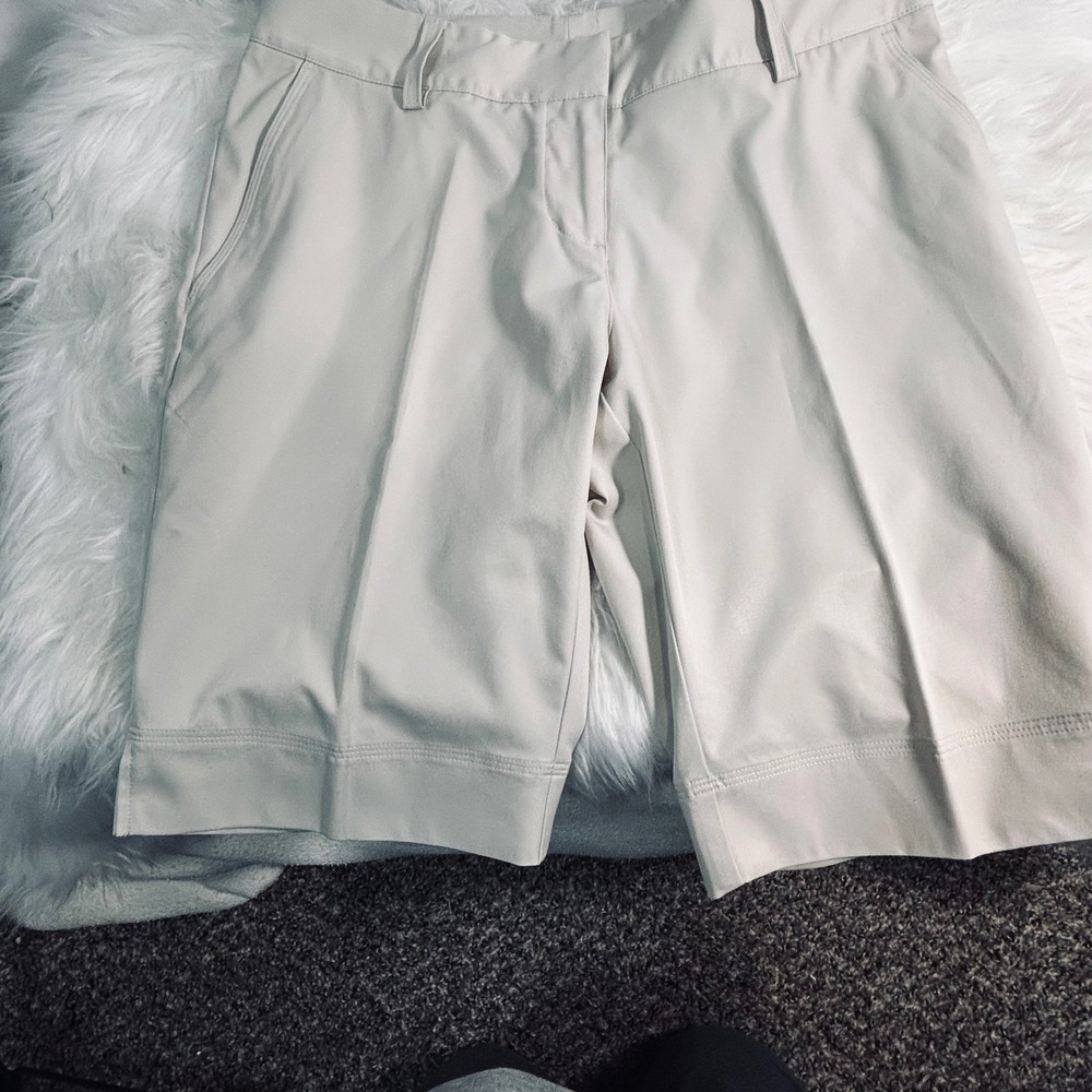 Adidas Climalite Golf Shorts Womens Beige Tan Performance Athletic Bermuda 6 - Picture 4 of 10
